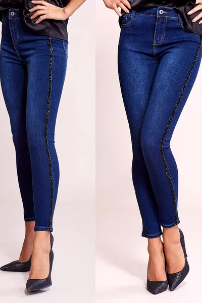 Dámské džínové kalhoty s tmavě modrou aplikací FPrice