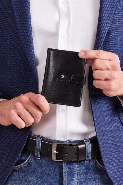 Černá kožená peněženka pro muže se sponou FPrice