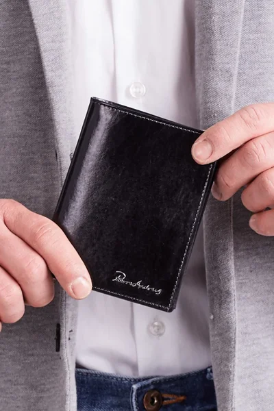 Pánská vertikální černá kožená peněženka FPrice