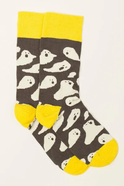 Pánské ponožky se šedým a žlutým potiskem FPrice
