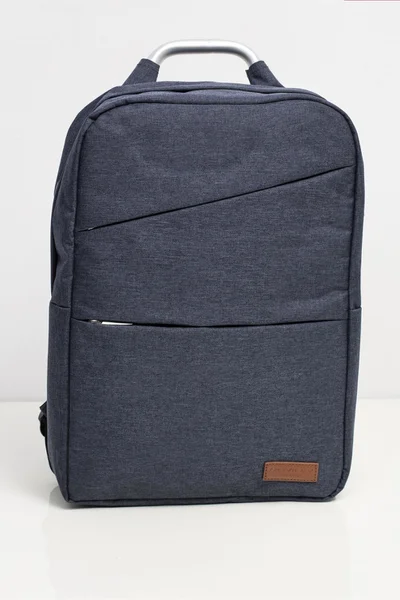 Tmavě modrý batoh na notebook s kapsami FPrice