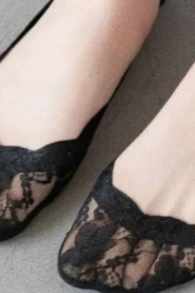Dámské ponožky baleríny - silikon, krajka 8328 Rebeka