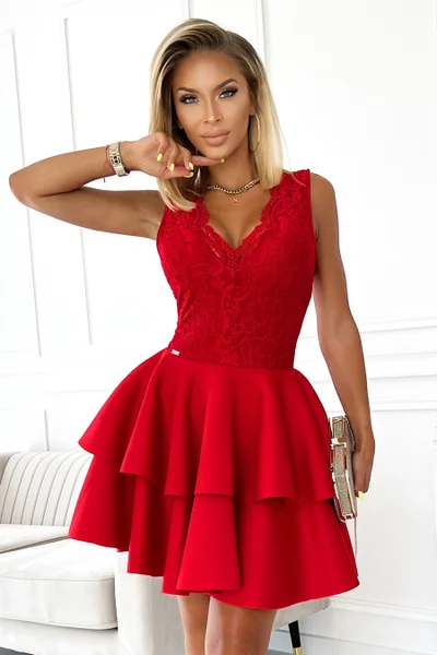 ZLATA - Červené dámské šaty s krajkovým výstřihem a pěnou PS30N1 Numoco