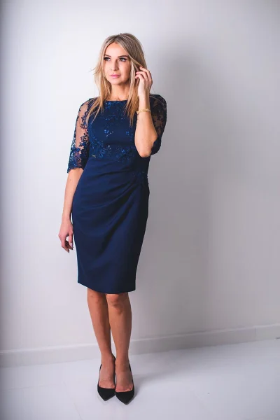 Granátové společenské šaty Jersa - elegantní kousek pro každou příležitost