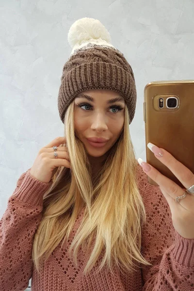 Fleecová dětská čepice s bambulí - cappuccino K-Fashion