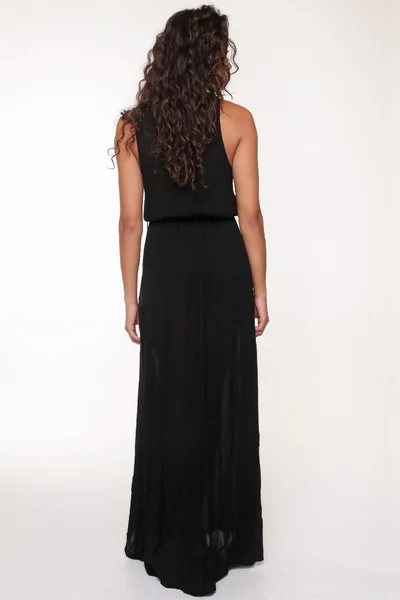Černé dámské šaty s třásněmi a lesklými kolečky od LingaDore