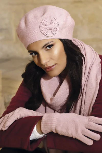 Růžová Salamanka - baret hlavy pro ženy od Kamea