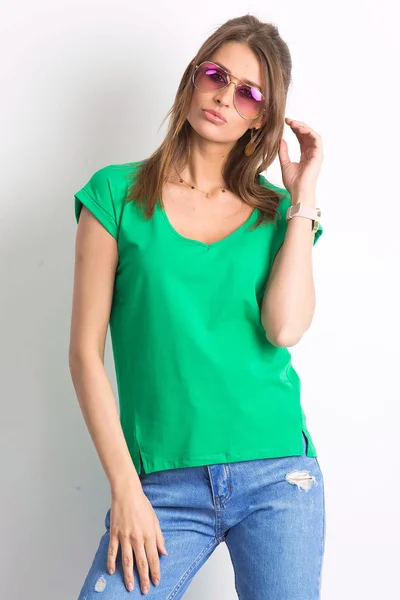 Dámské zelené bavlněné tričko s výstřihem do V FPrice