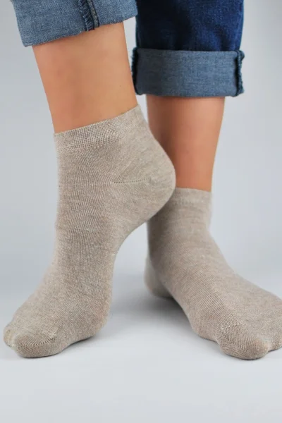 Dámské bavlněné ponožky s jiskřivým lurexem od Noviti