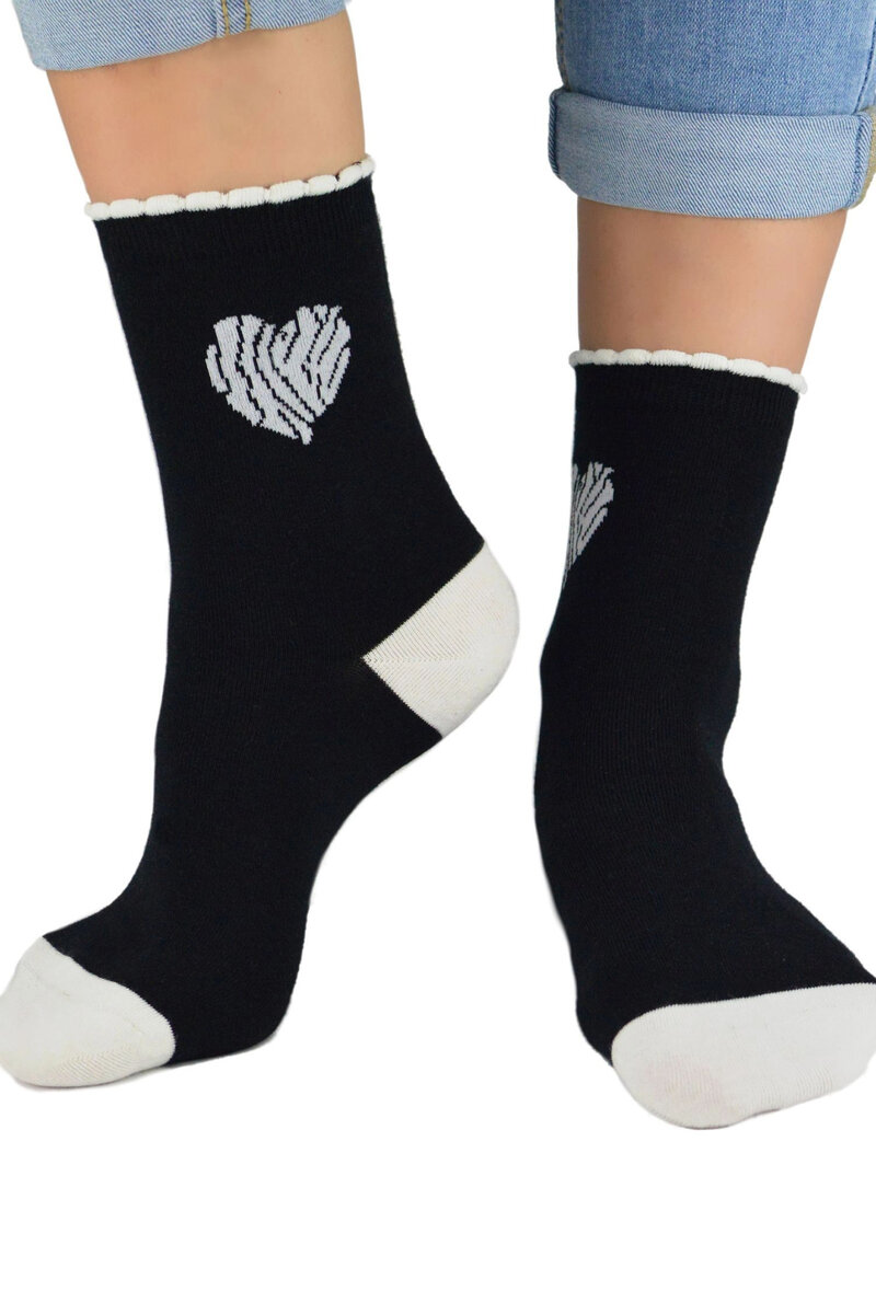 Černé srdcové dámské ponožky z bavlny - Noviti, černá 31/34 i41_9999935474_2:černá_3:31/34_