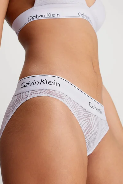 Průhledné dámské kalhotky s krajkou Calvin Klein