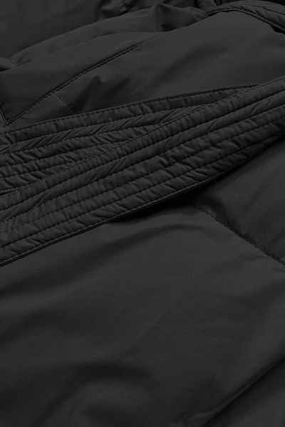 Černá bunda na zimu s péřovou výplní a širokým límcem J.STYLE