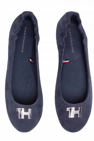 Kvalitní dámské boty Tommy Hilfiger s ozdobami