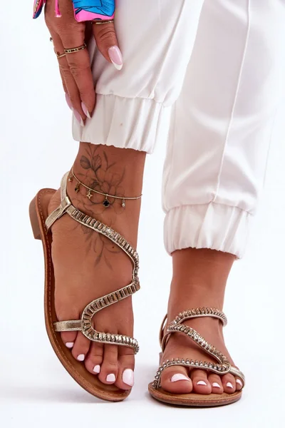 Letní dámské sandály s ozdobnými řemínky