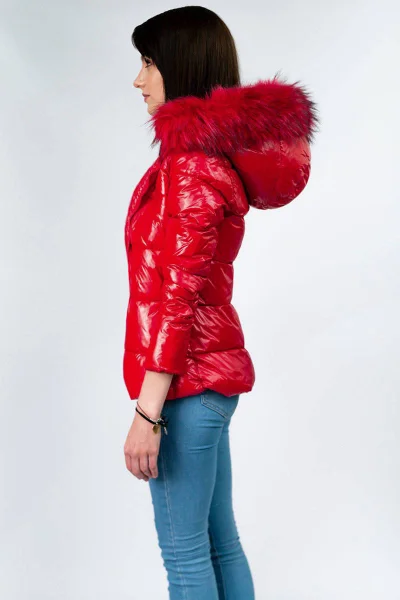 Krátká zimní bunda s kapucí Libland
