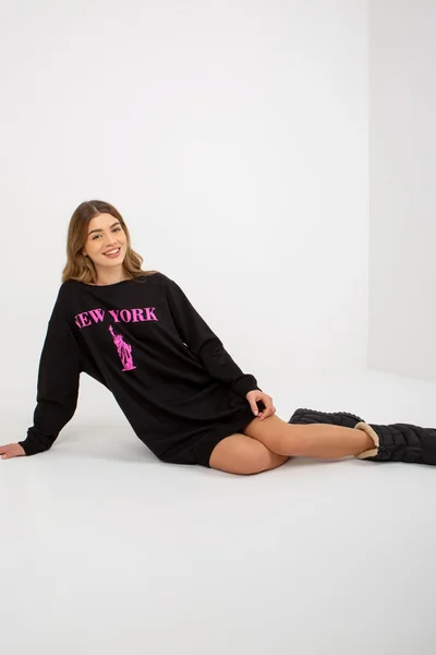 Černá oversize mikina s potiskem New York - Fashionhunters