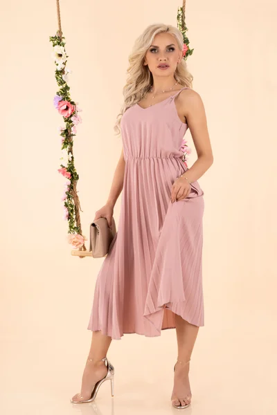 Dámské šaty Errigam Powder dress - Merribel