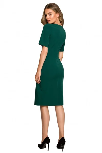 Zelené tužkové šaty se zavinovací přední částí - elegantní značkové šaty od Stylove