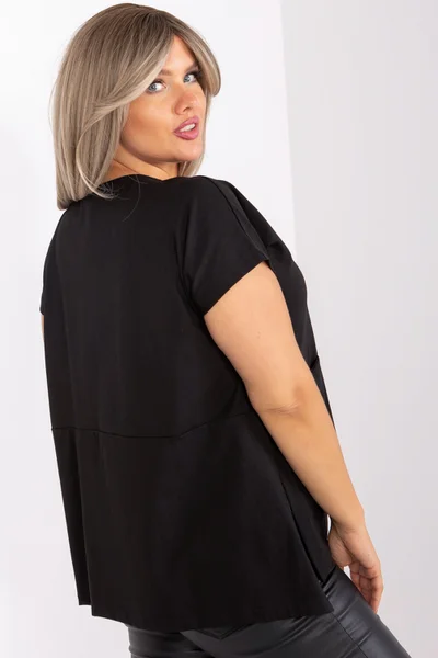 Dámská černá plus size halenka s kapsami Fashionhunters