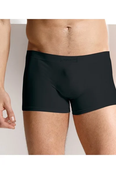 Pohodlné boxerky pro muže bez švů z mikrovlákna Intimidea černé