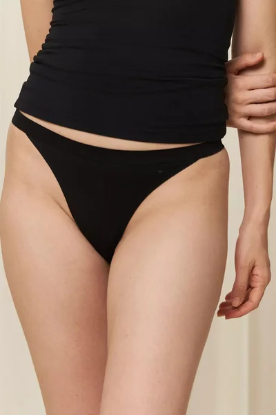 Dámské tanga Smart Natural Brazilian String - BLACK - černá 4025 - Triumph