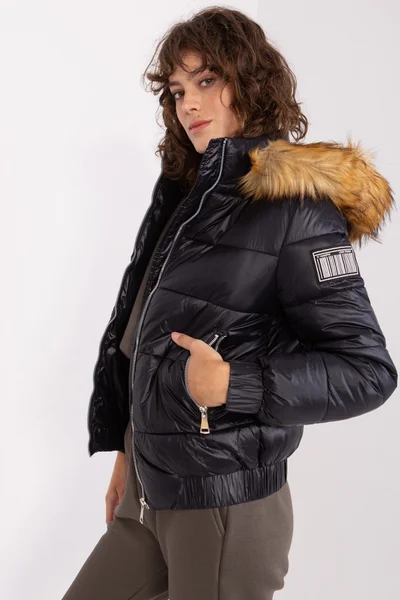Černá bunda na zimu pro ženy s nášivkou - FPrice NM-KR-TR8177