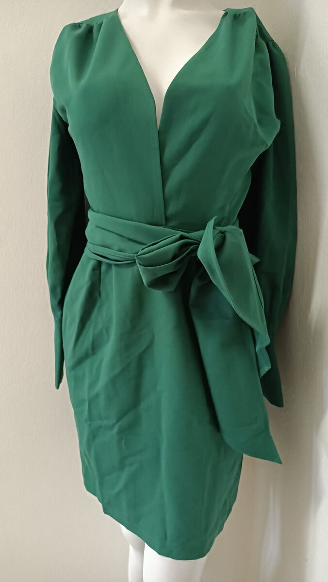 Zelené dámské šaty s mašlí a výstřihem - Zelený šarm, 38/M i10_P66660_2:830_