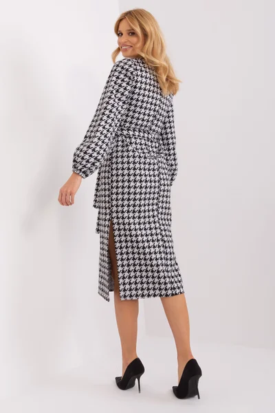 Dámské pletené midi šaty Houndstooth - černobílé Fashionhunters