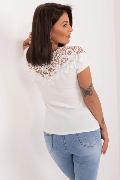 Klasické bílé tričko pro dámy od značky FPrice