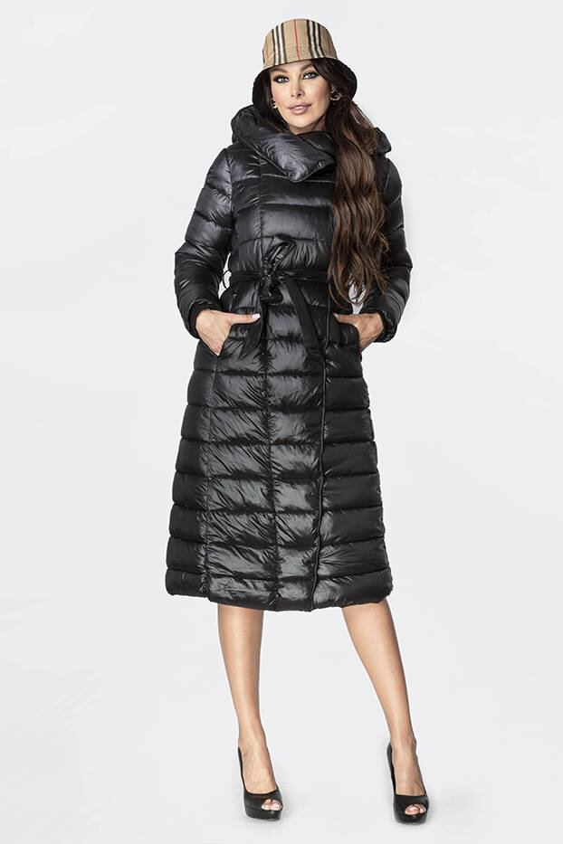 Černý prošívaný kabát s kapucí a vysokým stojáčkem, odcienie czerni XXL (44) i392_23135-48