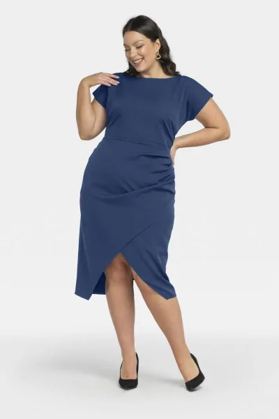 Elegantní plus size šaty s řasením Tara - Karko