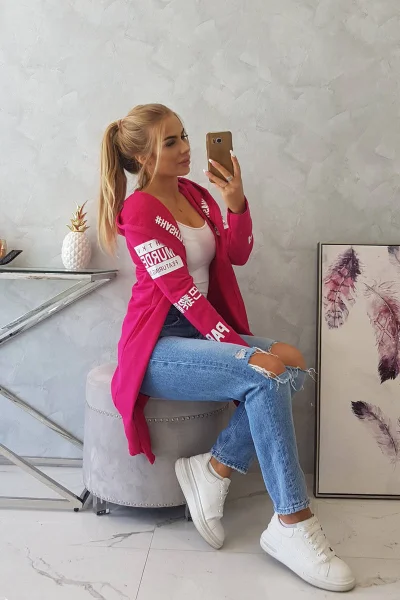 Dámský fuchsiový kabát s nápisy K-Fashion