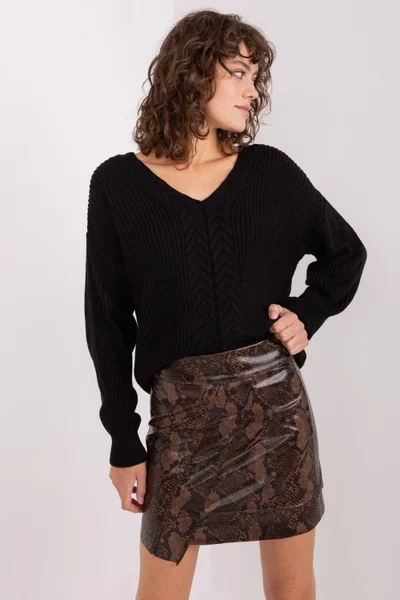 Jemný svetr s texturou pro elegantní ženy