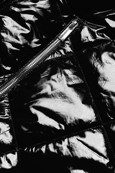 Lesklá černá prošívaná bunda pro ženy 069 Libland