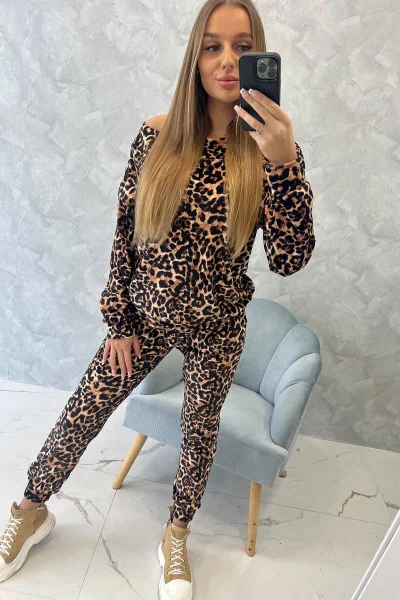 Leopardí velurová souprava - béžová - K-Fashion