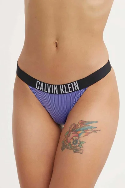 Brazilské plavky Calvin Klein - modré - elastické - recyklované