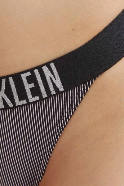 Černé brazilské plavky Calvin Klein s recyklovaným polyesterem