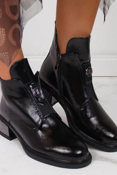 Černé zimní platformové boty FILIPPO pro ženy
