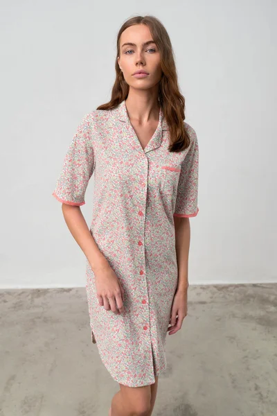 Korálová těhotenská noční košile pro kojení z přírodní bavlny