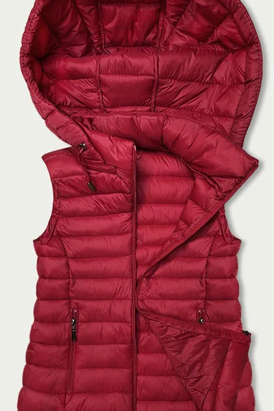 Červená dámská vesta s kapucí - Stylová ochrana