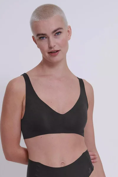 Bezkosticová podprsenka ZERO Feel Soft Bra - Černá