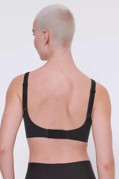 Bezkosticová podprsenka ZERO Feel Soft Bra - Černá