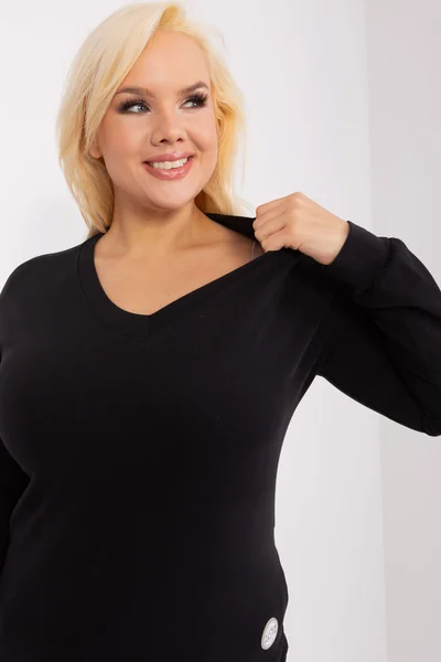 Dámská černá halenka plus size s výstřihem Fashionhunters