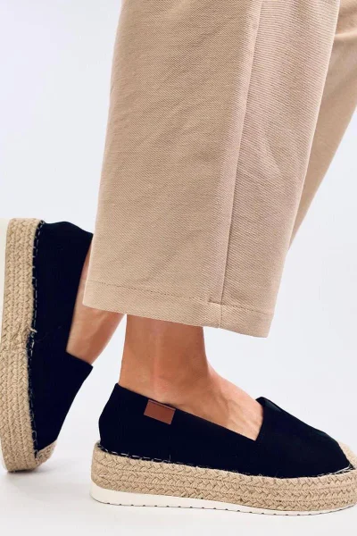 Elegantní eko-semišové espadrily Inello s plátěnou podrážkou