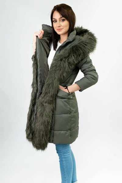 Zimní kapucí bunda Aura v khaki barvě - GOODLOOKIN