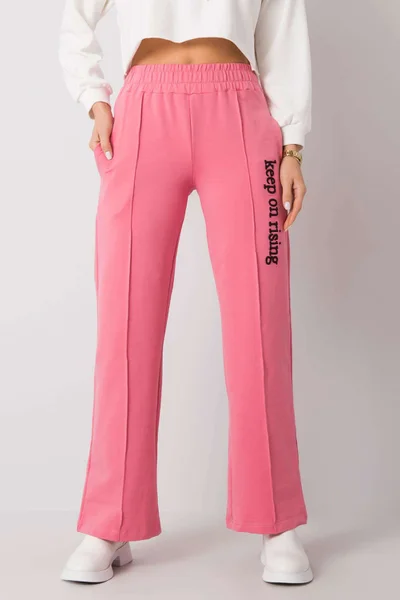 Dámské růžové teplákové kalhoty s nápisem FPrice