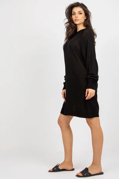Černý dámský svetr s dlouhým rukávem - elegantní kousek od FPrice