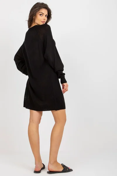 Černý dámský svetr s dlouhým rukávem - elegantní kousek od FPrice