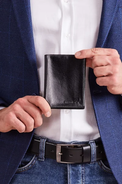 Černá pánská peněženka bez zapínání z přírodní kůže FPrice