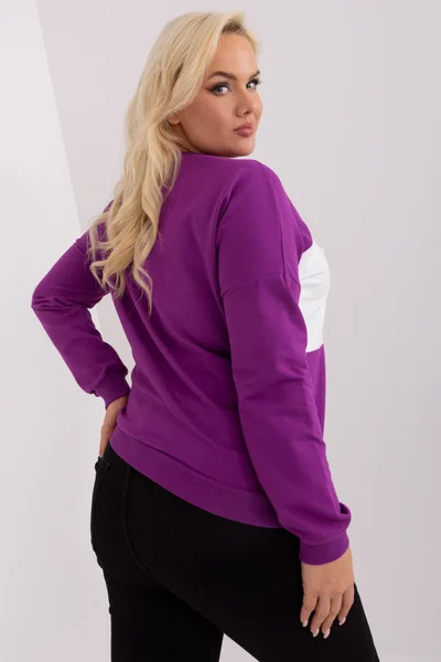 Violetová plus size dámská halenka s nášivkou od FPrice